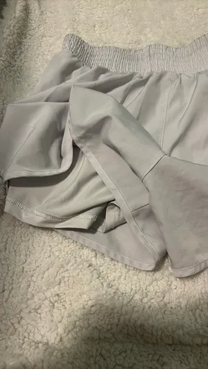 white shorts Gray Size M thumbnail 2