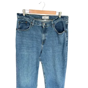 Abercrombie - Curve Love Mid Rise Baggy Jean Sz 32/14 thumbnail 10