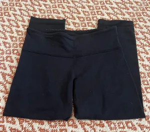 Lululemon Black Crop Leggings Size 6 thumbnail 1
