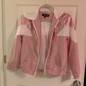 Paper + Tee Rain coat thumbnail 1