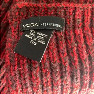 5/$25 Moda International Wool Blend Scarf‎ Red thumbnail 2