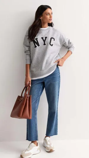 Fruit of the Loom Vintage NYC Crewneck Gray Sweatshirt, Size Small thumbnail 1