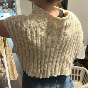 Women's Cable Knit Sweater Vest - Cream Cropped thumbnail 6