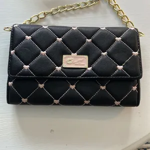 Betsey Johnson /shoulder bag NWOT thumbnail 4