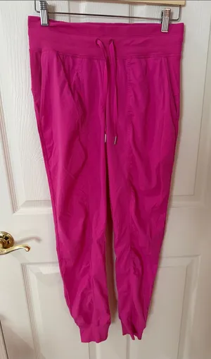 Lululemon dance studio, hot pink jogger size 6 thumbnail 1
