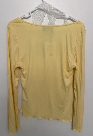 Cider Pale Yellow Long Sleeve Lace-Trim Crop Top thumbnail 9