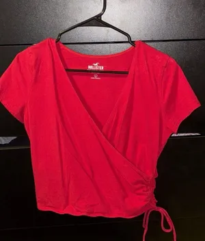 Hollister Cute Red Top thumbnail 1