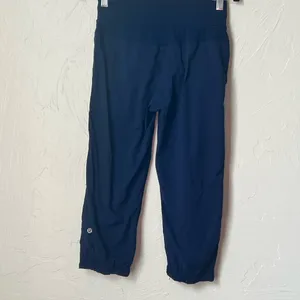 Lululemon navy dance studio crops size 2 thumbnail 7