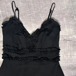 NEW Little Black Dress A-Line Mini Small V Neck Ruffle Detail Babydoll thumbnail 3