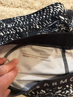 UNDER ARMOUR SPANDEX SHORTS thumbnail 3