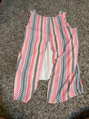 Women’s Metaphor pink and black patterned tank top. Size medium thumbnail 2