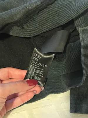 H&M Black Oversized Sweatshirt thumbnail 5