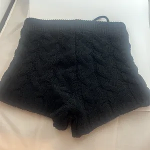 Forever 21 - sweater material shorts. Small. Black. thumbnail 2