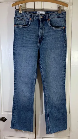 Zara Womens High Rise Straight Leg Jeans Medium Wash Raw Hem Size 4‎ 26 thumbnail 1