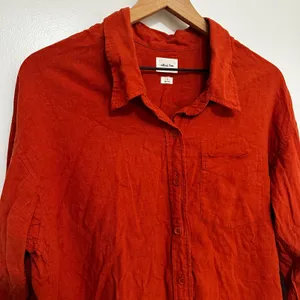 Wilfred Free x Aritzia | Women's Linen Blend Orange Red Button Down Shirt, S thumbnail 3