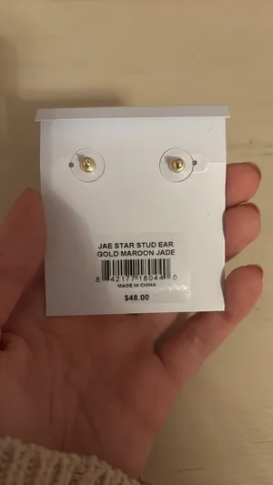 Kendra Scott NWT Jae Star Gold Stud Earrings in Maroon Jade thumbnail 4