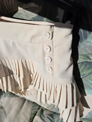 Edikted Double Pleated Miniskort Cream XS thumbnail 5