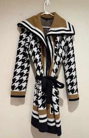 White House Black Market Houndstooth Jacket thumbnail 1