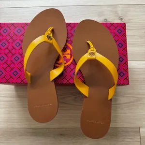 Tory Burch Manon Sandals Yellow thumbnail 10
