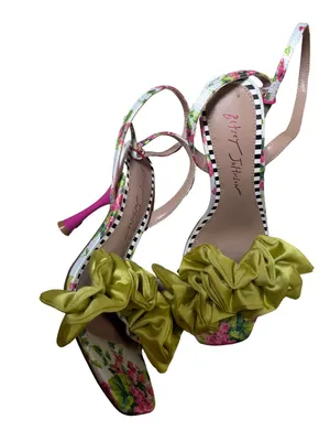 Betsey Johnson Elmira Ruffled Floral Heel Sandals – Size 7.5 thumbnail 3