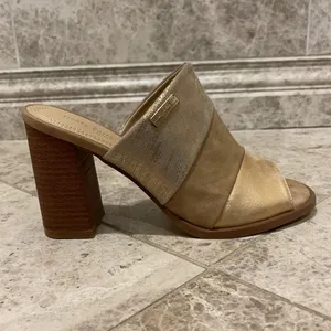 Henry Ferrera Champagne Sandals Size 7 thumbnail 10