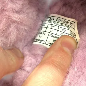 UGG Fluff Yeah Slide‎ Slippers Womens 8 Pink Sheepskin Fur Logo Strap Sandals thumbnail 10