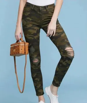 Judy Blue Skinny Camo Distressed Jeans Skinny Fit Size 9/28 Women's thumbnail 1
