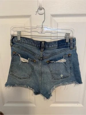 Abercrombie Size 6 Curve Love Mid Rise Shorts thumbnail 3