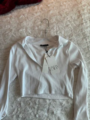Zara cropped long sleeve thumbnail 2