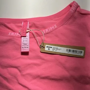 Skims Cotton Jersey Super Cropped T-Shirt Nwt Sold Out Online thumbnail 4