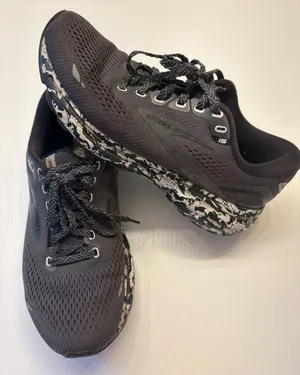 Brooks Ghost 15 Running‎ Shoes Womens 7.5 Grey Black Marbled Sneaker Lightweight thumbnail 1