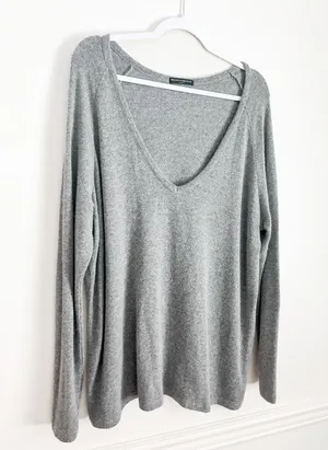 Brandy Melville Long Sleeve Top thumbnail 2