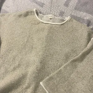POL Sweater thumbnail 1