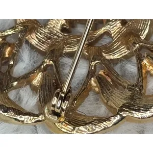 Vintage Gold Tone Aurora Borealis Rhinestone Sunburst Floral Brooch Pin 5cm thumbnail 5
