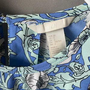 H&M sz‎ 2 blue green halter floral boho maxi sundress thumbnail 4