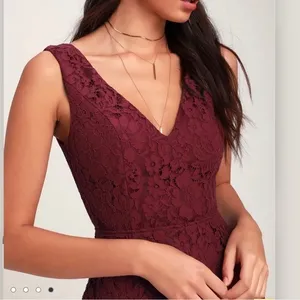 NWT Lulus Nevaeh Burgundy Lace Cutout Sleeveless Mini Dress SMALL‎ thumbnail 4