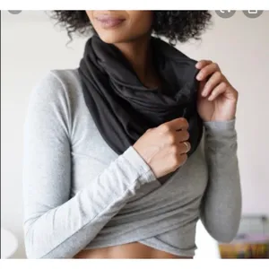Beyond Yoga | NEW Hidden Pocket Infinity Scarf Lightweight Zipper Pocket thumbnail 2