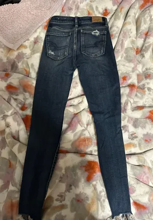 American Eagle Outfitters thumbnail 3