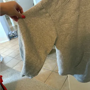 Savage X Fenty ESSENTIAL OVERSIZED HOODIE. Preloved size Large. Great condition. thumbnail 5
