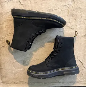 Dr. Martens Unisex Crewson Chukka Boots US Women's 6/ Men's 5 thumbnail 1