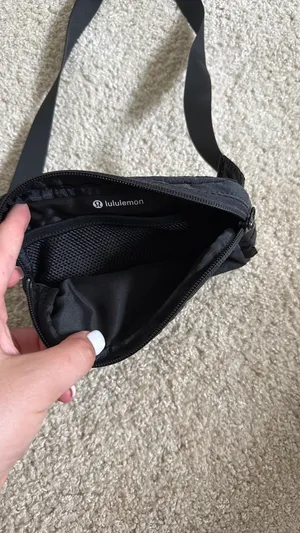 Lululemon Fanny Pack Crossbody black thumbnail 2
