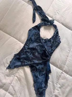 Urban Outfitters Top Kimchi Blue thumbnail 3