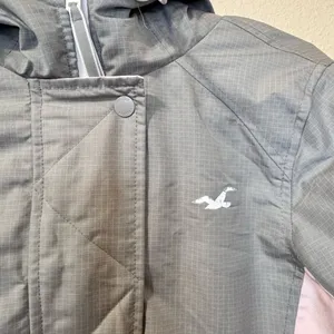 Hollister All Weather Hooded Windbreaker Jacket Size M Gray Pink thumbnail 7