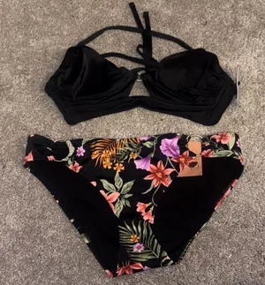 Shade & Shore Black Floral Bikini thumbnail 1