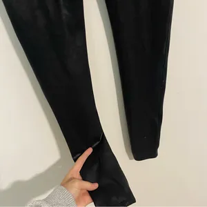 Spanx Black Shiny Faux Leather Leggings size Large thumbnail 8
