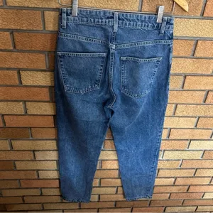 Free People We The Free Relaxed Fit High Waist Mom Jeans Size 26 thumbnail 3