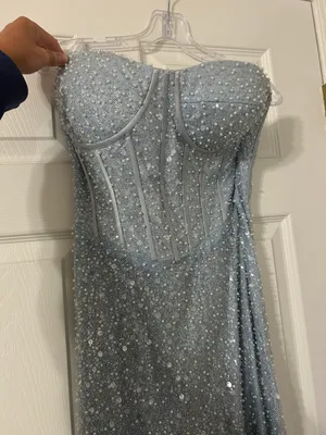 Scarlett Portia And Gown thumbnail 6