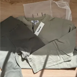 COPY thumbnail 5