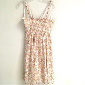 Vero Moda Josephine fit & flare Liberty floral dress M‎ thumbnail 3