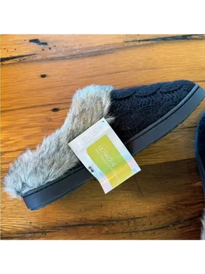 Ultra Ideas Black And Brown Fuzzy Slippers Size Large 9-10 NWT thumbnail 3